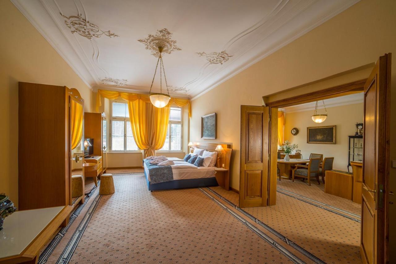 Boutique Hotel Three Lilies Františkovy Lázně Extérieur photo