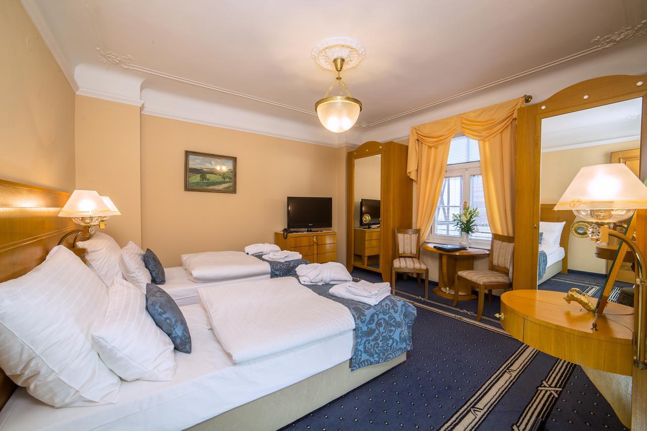 Boutique Hotel Three Lilies Františkovy Lázně Extérieur photo