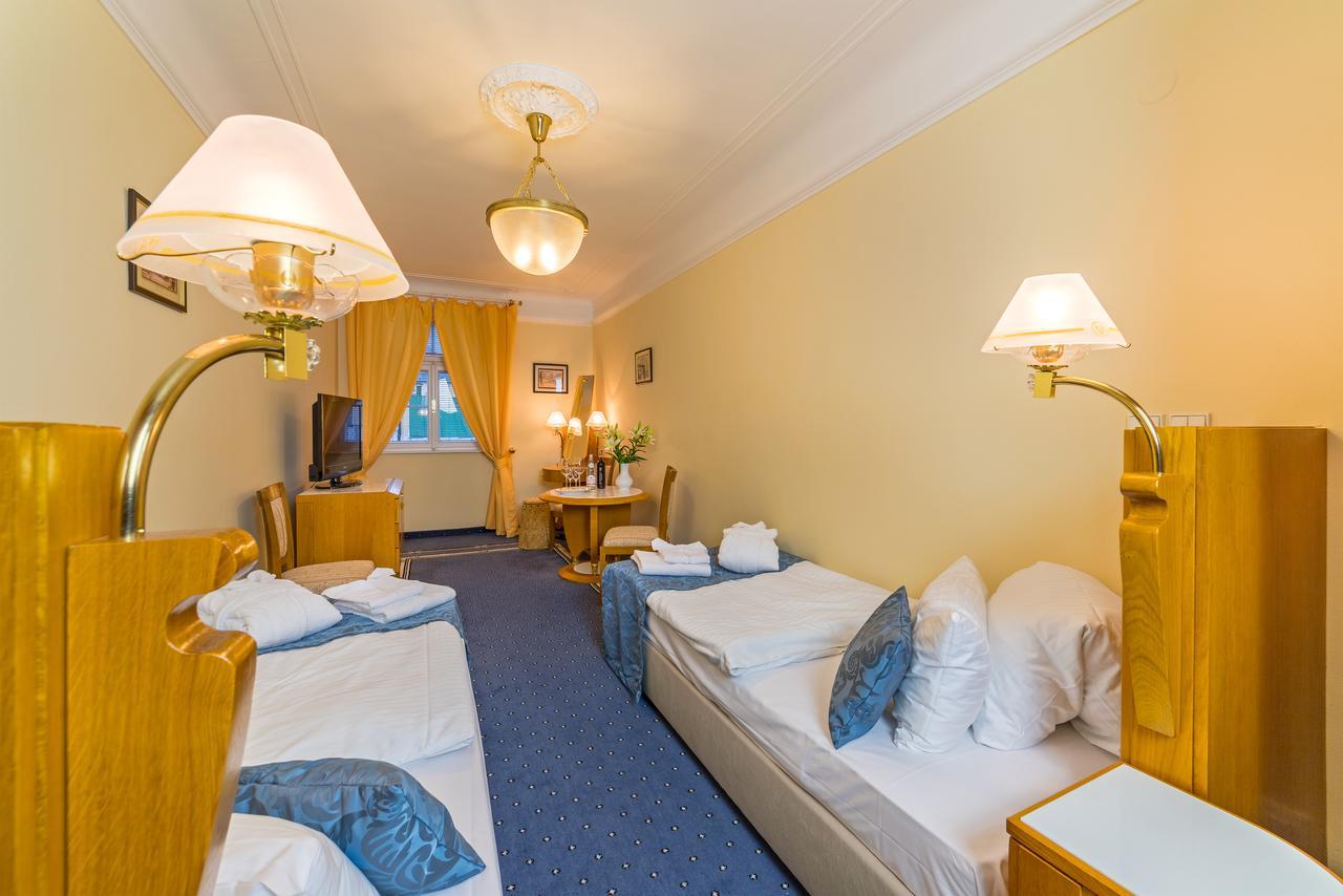 Boutique Hotel Three Lilies Františkovy Lázně Extérieur photo